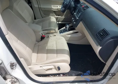 2010 Volkswagen Jetta Limited Edition from USA, damaged, VIN 3VWRZ7AJ2AM166089